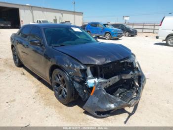  Salvage Chrysler 300