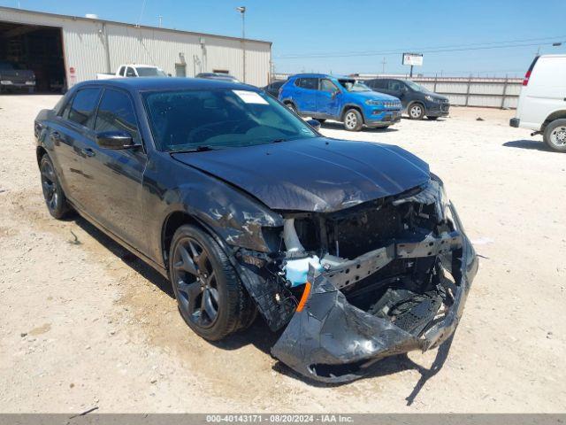  Salvage Chrysler 300