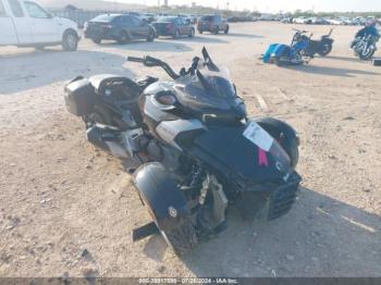  Salvage Can-Am Spyder Roadster