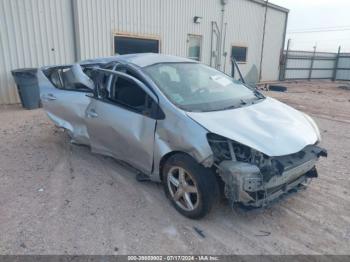  Salvage Toyota Prius c