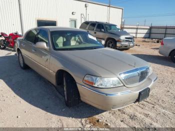  Salvage Lincoln Towncar