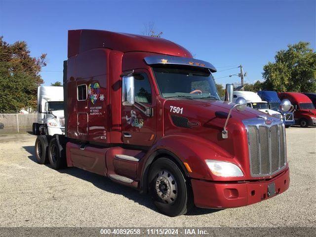  Salvage Peterbilt 579