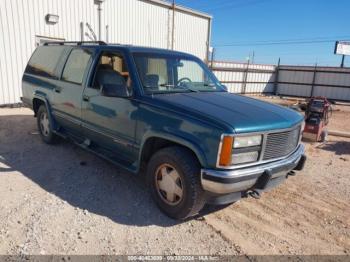  Salvage GMC Suburban