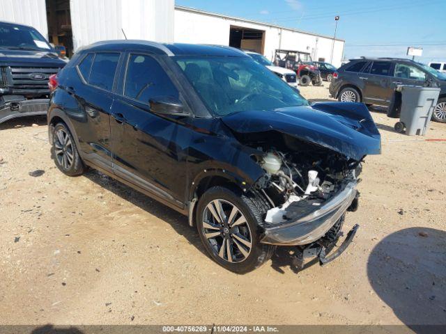  Salvage Nissan Kicks