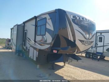  Salvage Heartland Rv 5th Wheel