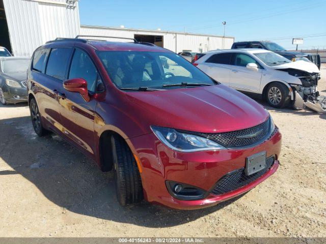  Salvage Chrysler Pacifica