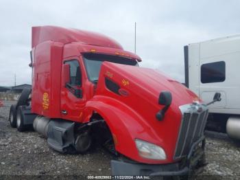  Salvage Peterbilt 579