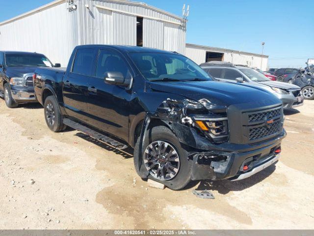  Salvage Nissan Titan