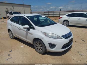  Salvage Ford Fiesta