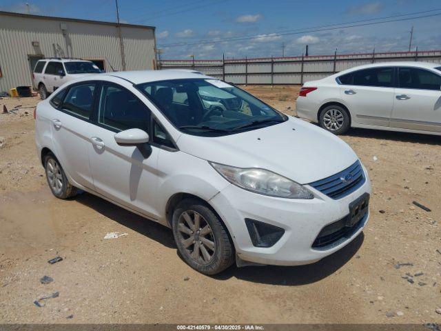  Salvage Ford Fiesta