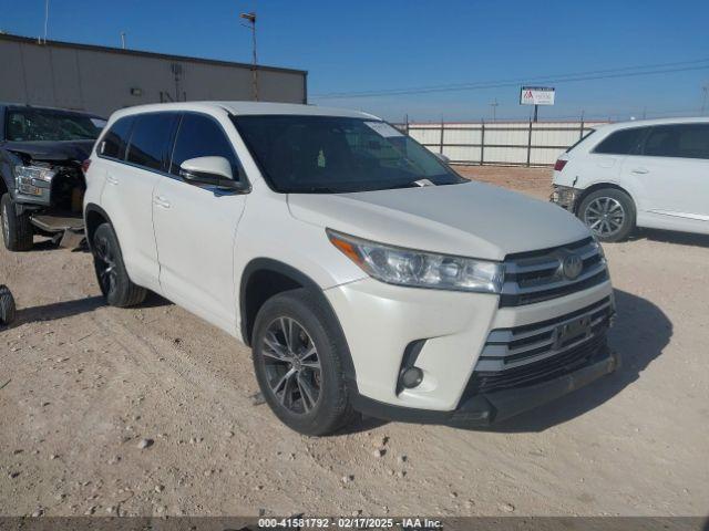  Salvage Toyota Highlander