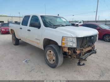  Salvage Chevrolet Silverado 2500