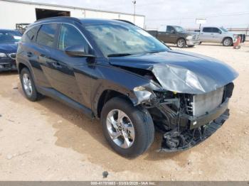  Salvage Hyundai TUCSON