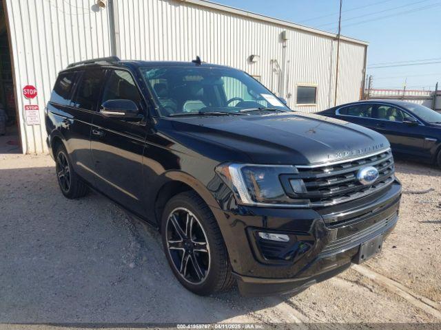  Salvage Ford Expedition