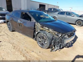  Salvage Nissan Maxima