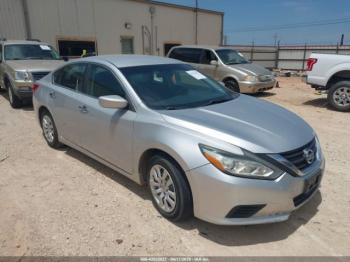  Salvage Nissan Altima
