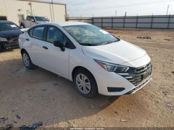  Salvage Nissan Versa