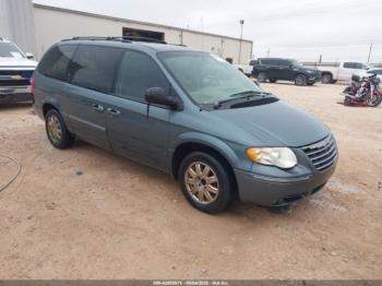  Salvage Chrysler Town & Country