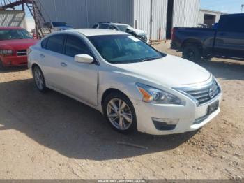  Salvage Nissan Altima