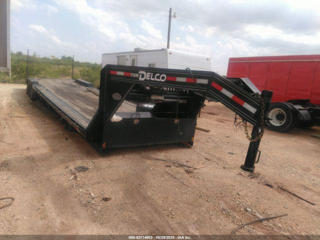 Salvage Delco Trailers Gooseneck Car Hauler