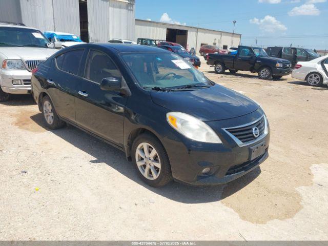  Salvage Nissan Versa