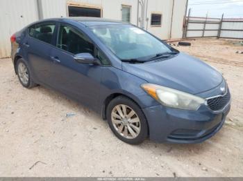  Salvage Kia Forte