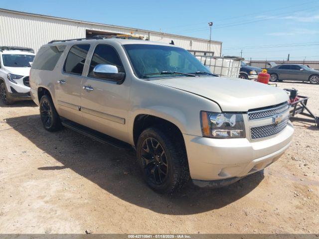  Salvage Chevrolet Suburban 1500