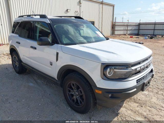  Salvage Ford Bronco