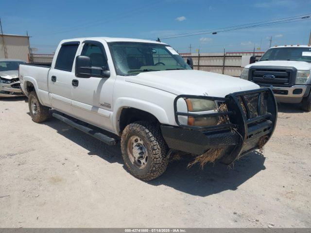  Salvage Chevrolet Silverado 2500