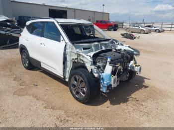  Salvage Kia Seltos