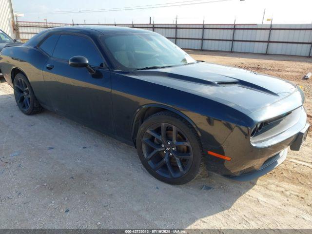  Salvage Dodge Challenger
