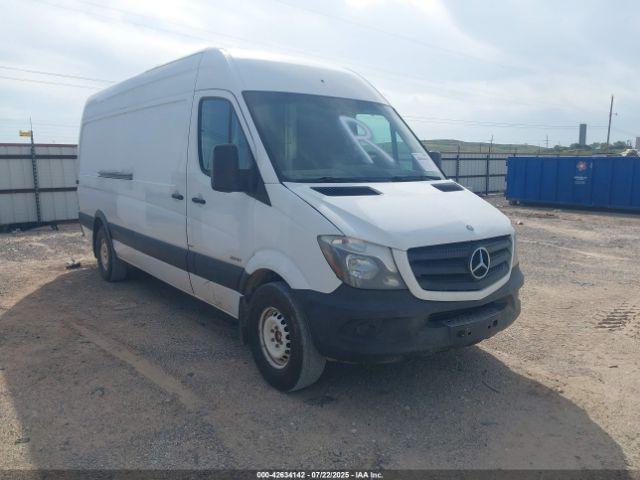  Salvage Mercedes-Benz Sprinter 2500