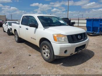  Salvage Nissan Titan