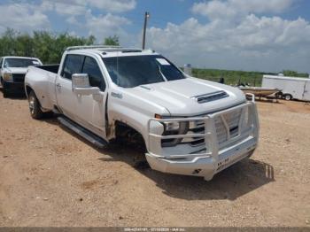  Salvage Chevrolet Silverado 3500