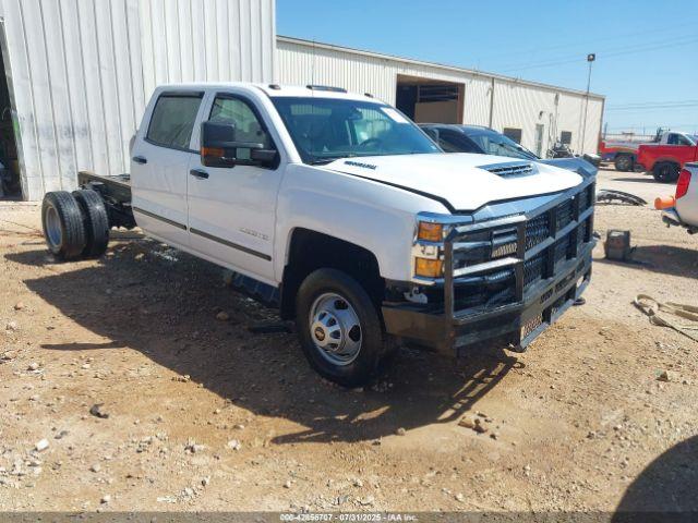  Salvage Chevrolet Silverado 3500