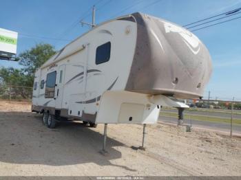  Salvage Winnebago Raven 2900rk