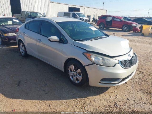  Salvage Kia Forte