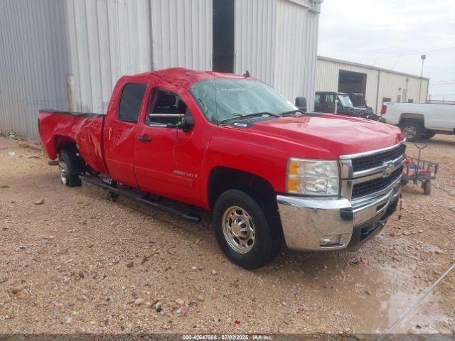  Salvage Chevrolet Silverado 2500