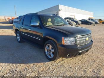  Salvage Chevrolet Avalanche 1500