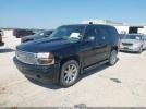 GMC Yukon Denali Image 7