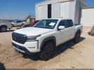 Nissan Frontier Pro-4x 4x4 Image 4