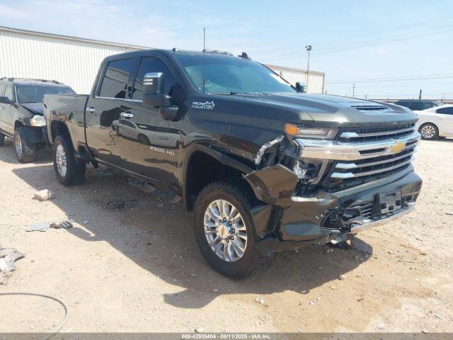  Salvage Chevrolet Silverado 2500