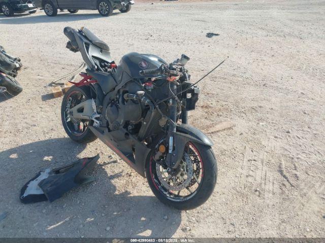  Salvage Honda Cbr600