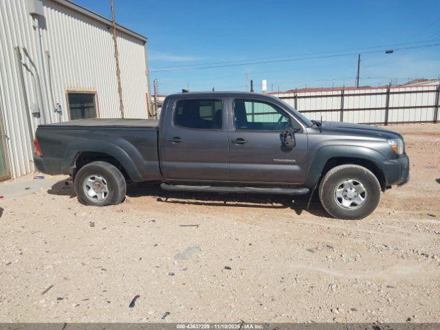 Toyota Tacoma V6 Image 10