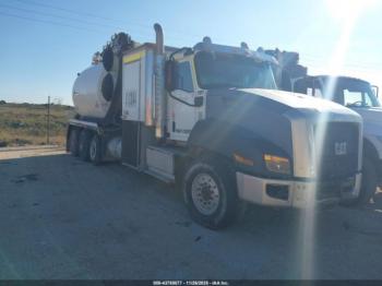  Salvage Caterpillar Ct660