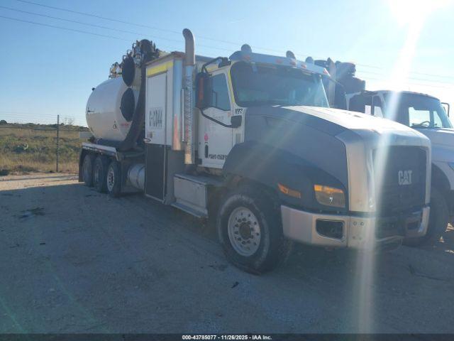  Salvage Caterpillar Ct660