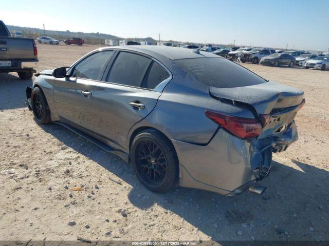 INFINITI Q50 3.0t Luxe Image 3