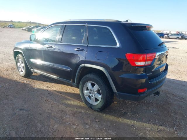 Jeep Grand Cherokee Laredo Image 6