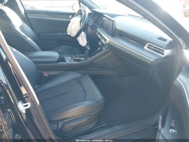 Kia K5 Gt-line Image 2