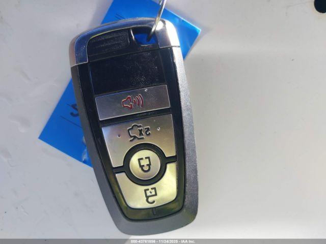 Ford Fusion Se Image 10